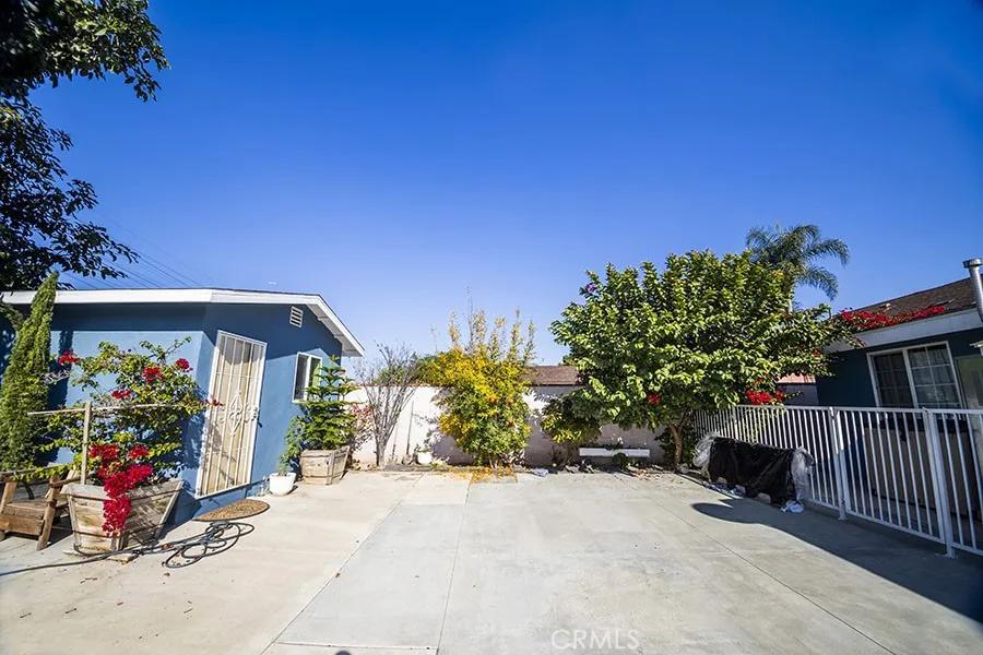 12057 Newmire, Norwalk, California 90650 home-pic-32